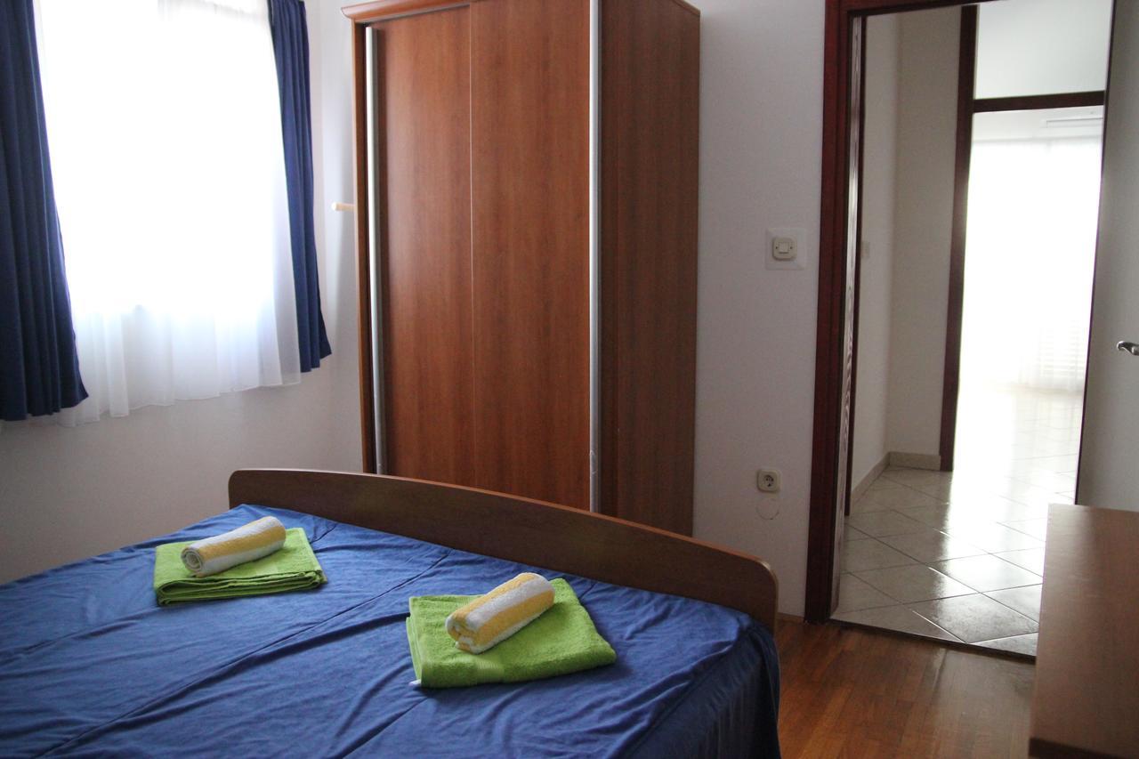 Apartments Time Off Zaboric Bagian luar foto